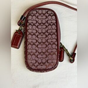 COACH Wristlet Wallet Signature CC Small Hang Tag Burgundy Zipper